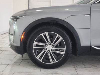 2024 Cadillac LYRIQ Luxury 1