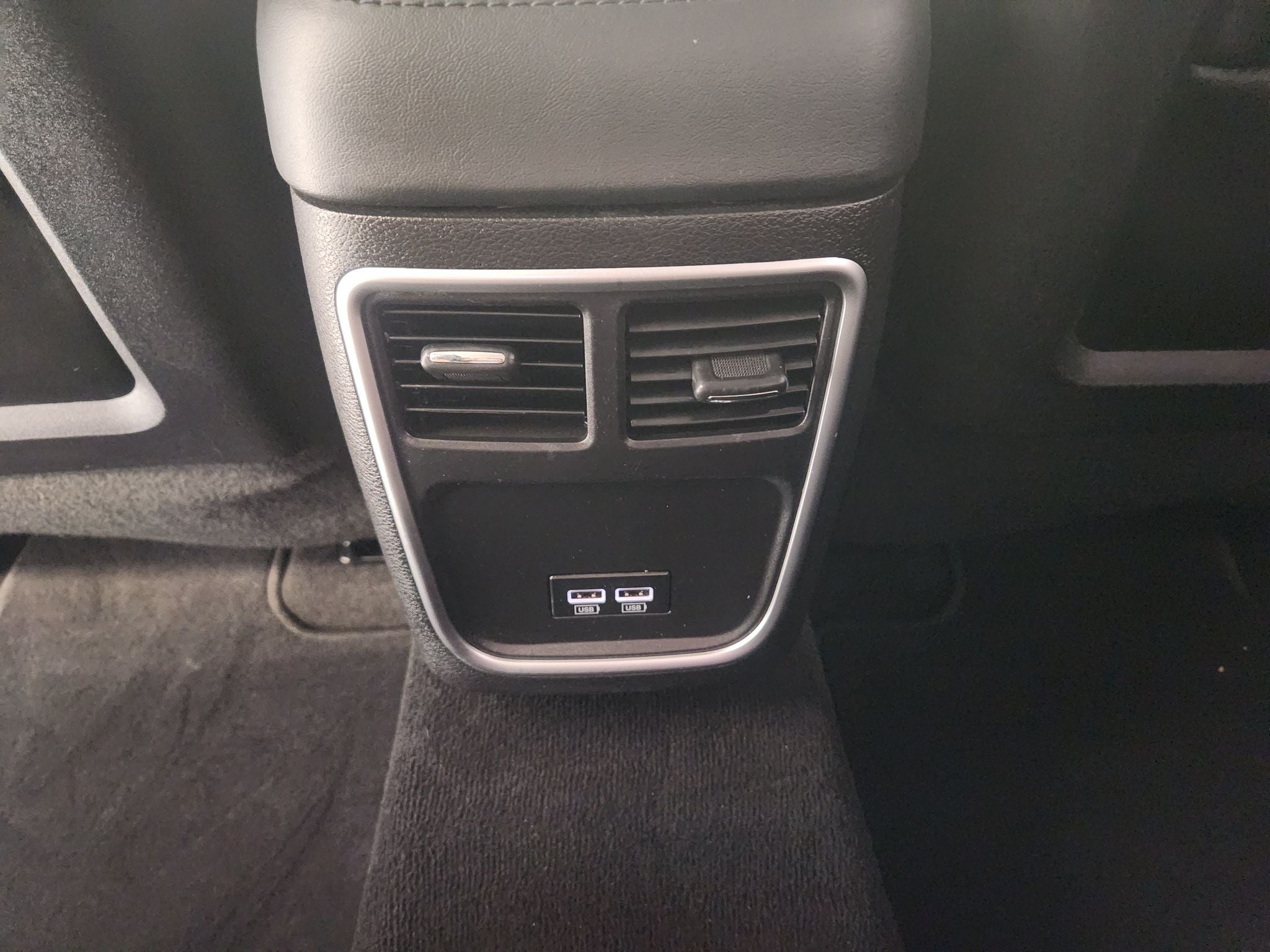 2022 Chrysler 300 Touring L