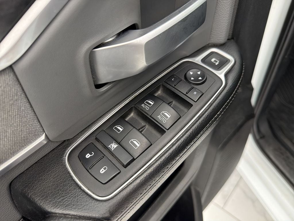2023 RAM 3500 Big Horn Crew Cab 4x4 8' Box