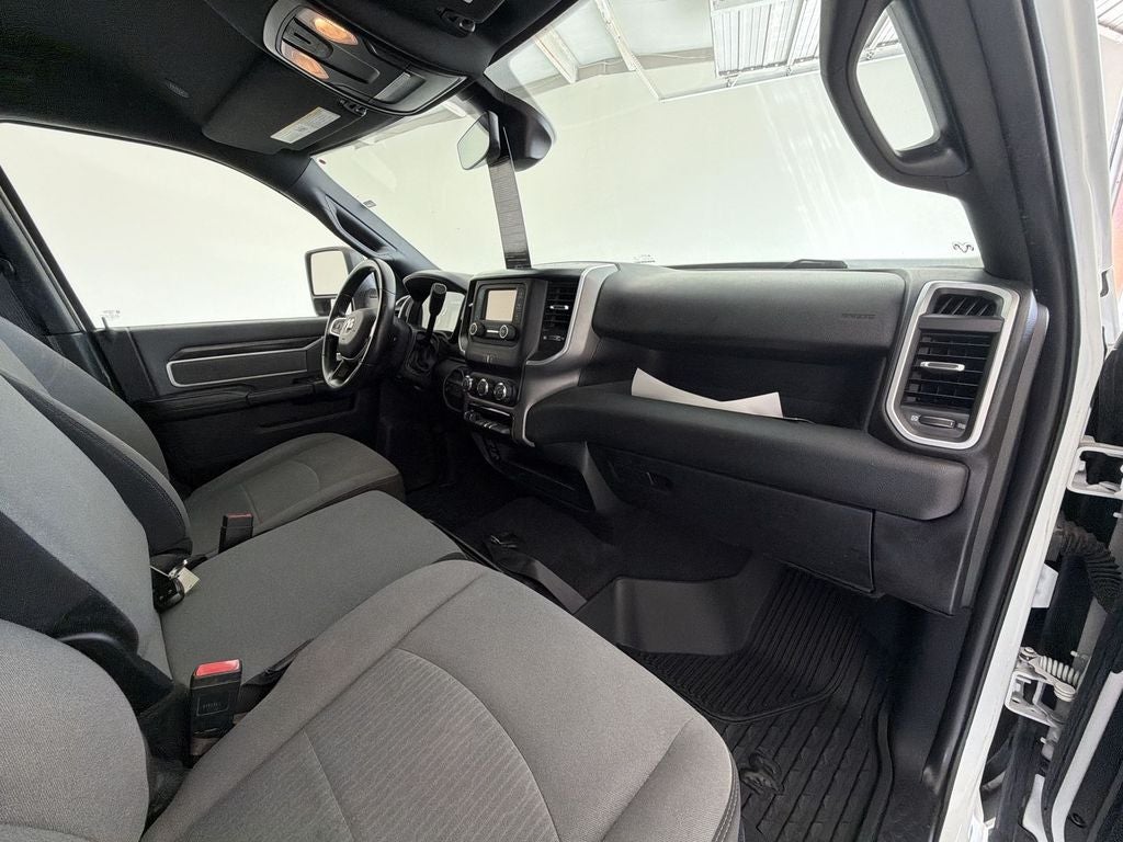 2023 RAM 3500 Big Horn Crew Cab 4x4 8' Box