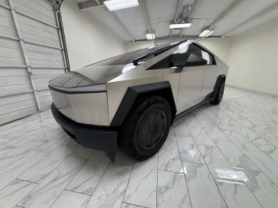 2025 Tesla Cybertruck All-Wheel Drive