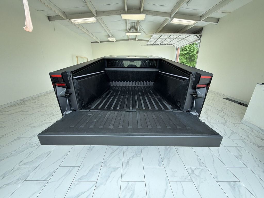 2025 Tesla Cybertruck All-Wheel Drive