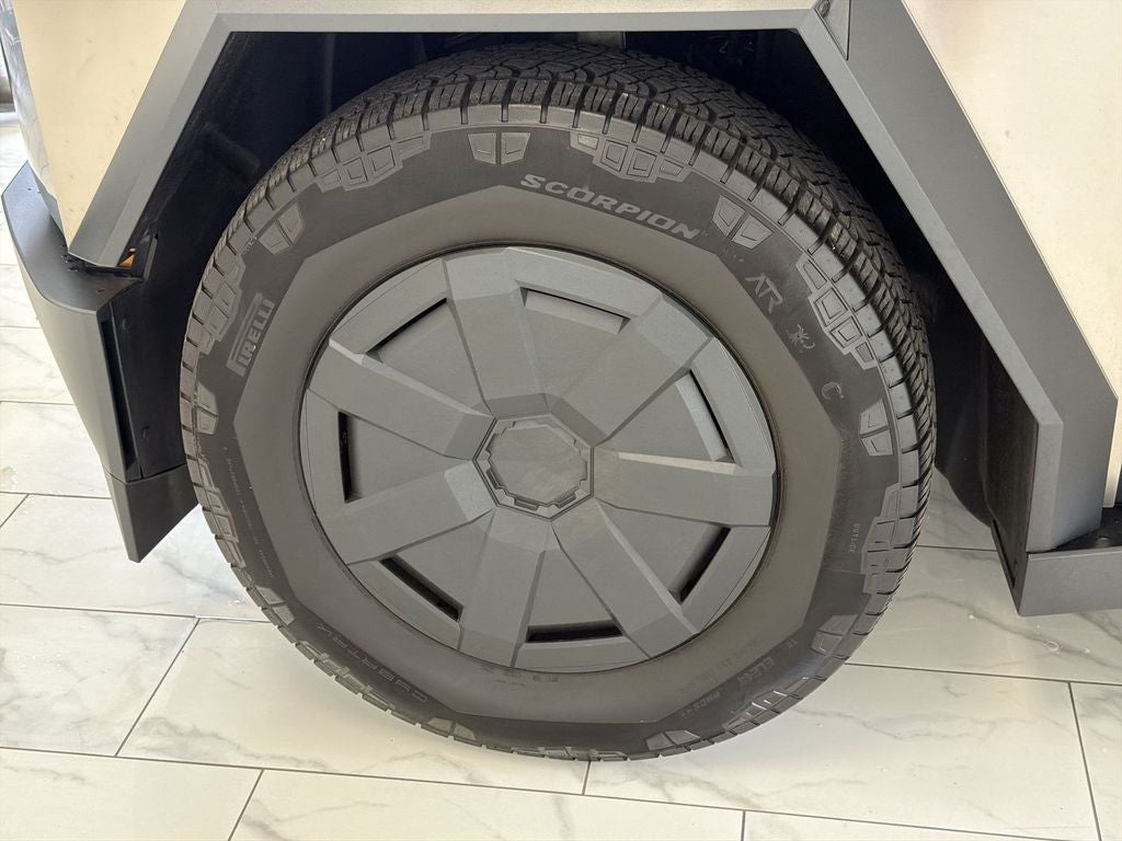 2025 Tesla Cybertruck All-Wheel Drive