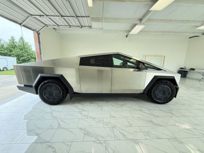 2025 Tesla Cybertruck All-Wheel Drive