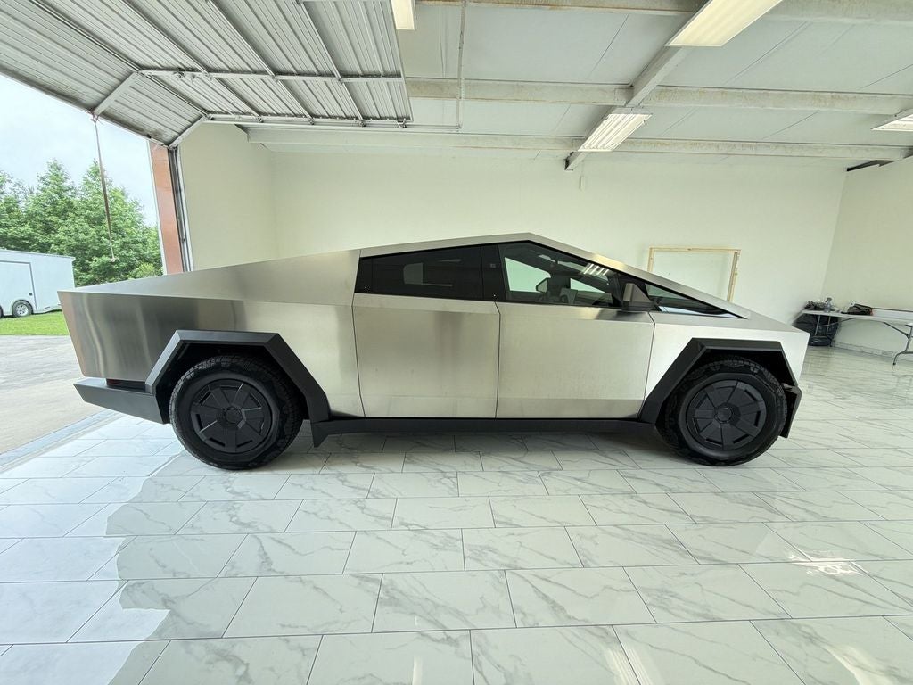 2025 Tesla Cybertruck All-Wheel Drive
