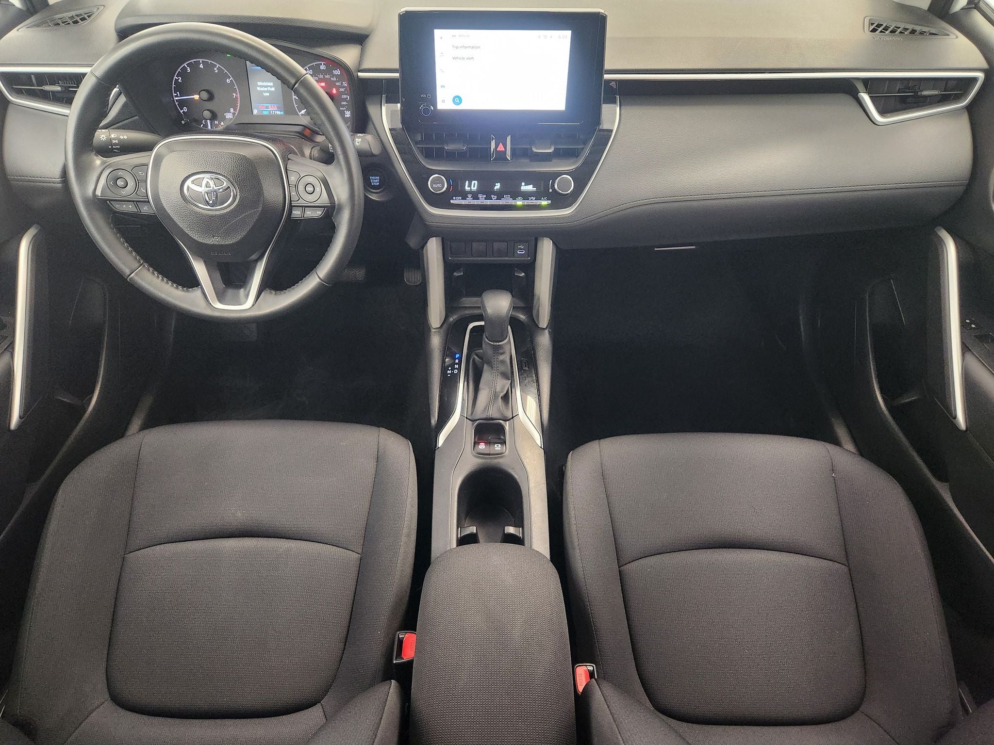 2025 Toyota Corolla Cross LE