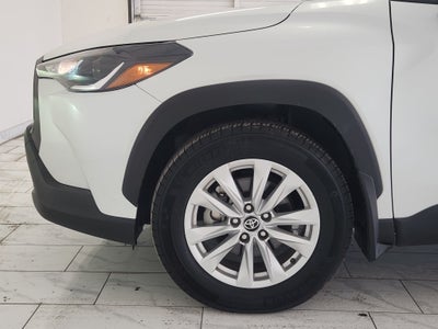 2025 Toyota Corolla Cross LE