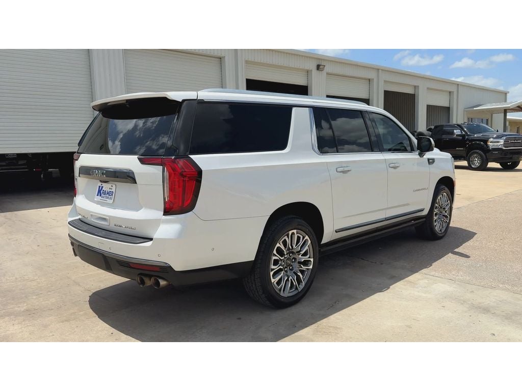 2023 GMC Yukon XL Denali Ultimate