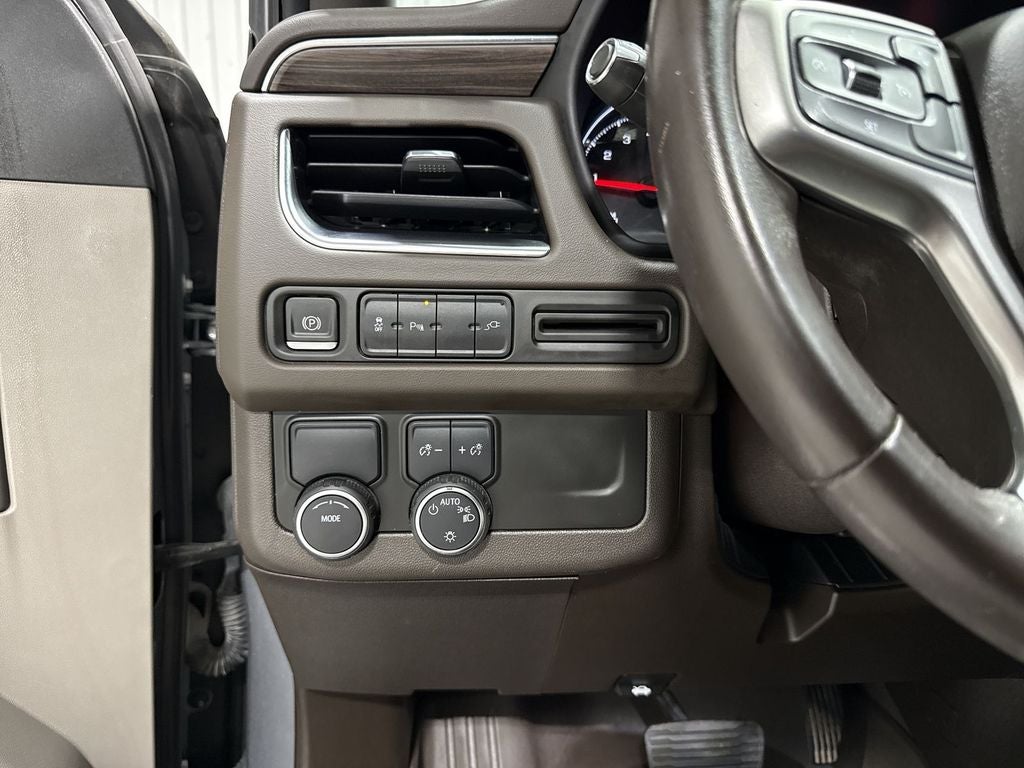 2021 Chevrolet Suburban LT