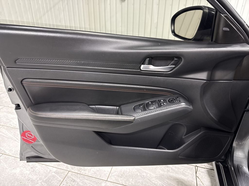 2022 Nissan Altima SR FWD