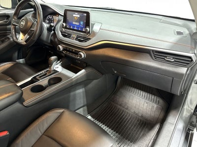 2022 Nissan Altima SR FWD