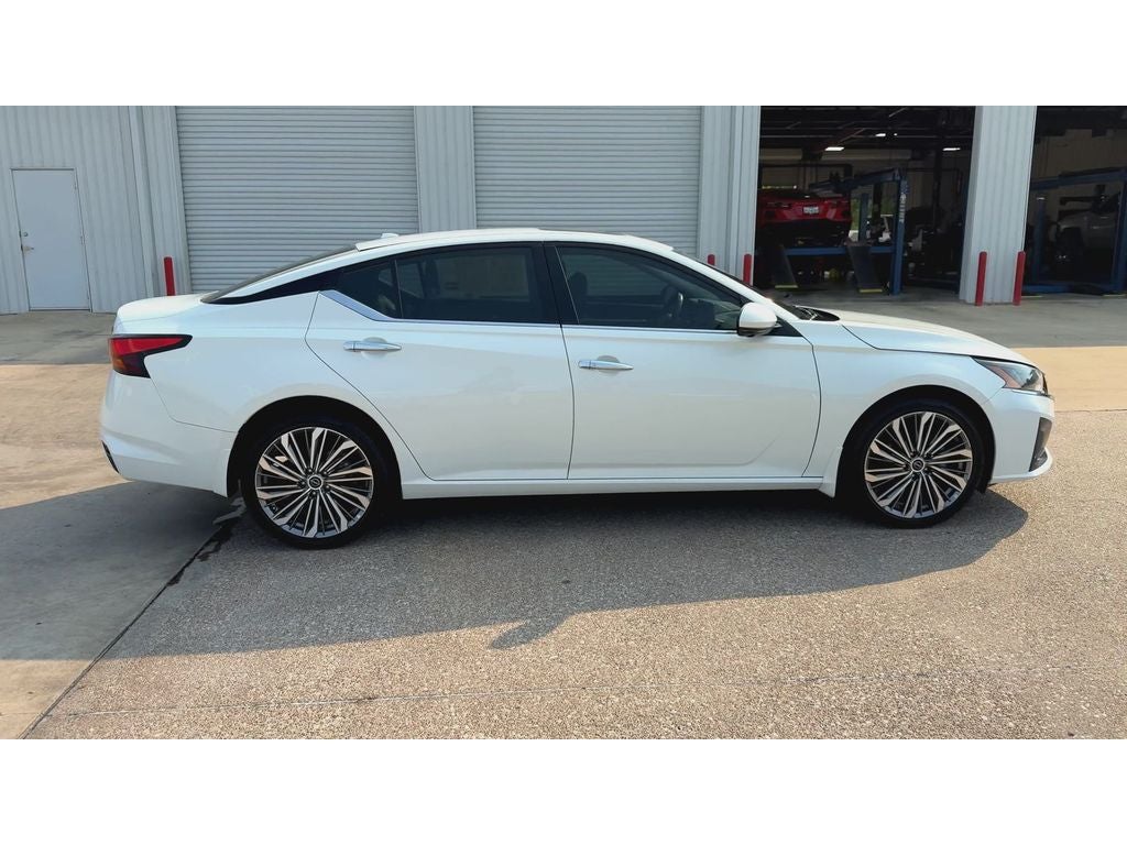 2023 Nissan Altima SL Intelligent AWD