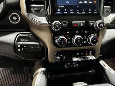 2022 RAM 2500 Laramie Crew Cab 4x4 6'4" Box