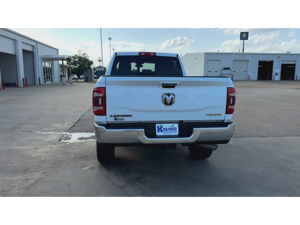 2022 RAM 2500 Laramie Crew Cab 4x4 6'4" Box