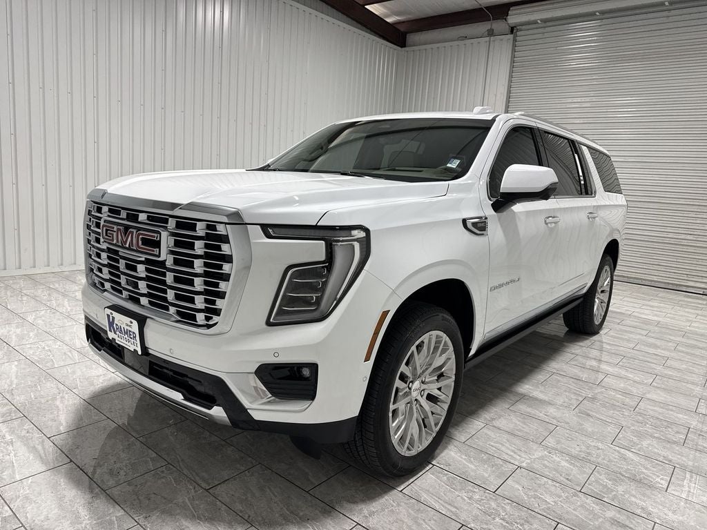 2026 GMC Yukon Denali AWD's photo