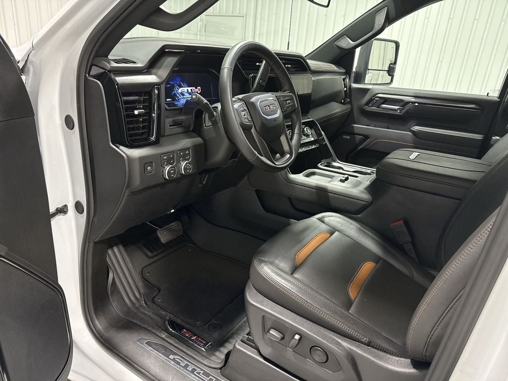 2025 GMC Sierra 2500 HD AT4